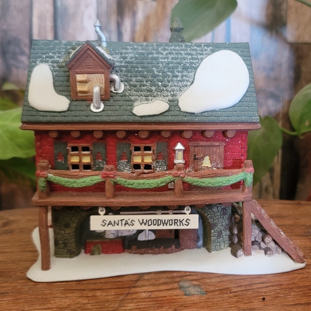 Dept  56 Santa's Woodworks